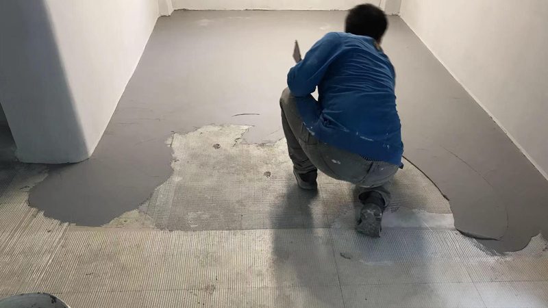 在防水补漏报价中，首先需要进行的是对漏水原因的检查和诊断。这一步骤通常包括：
